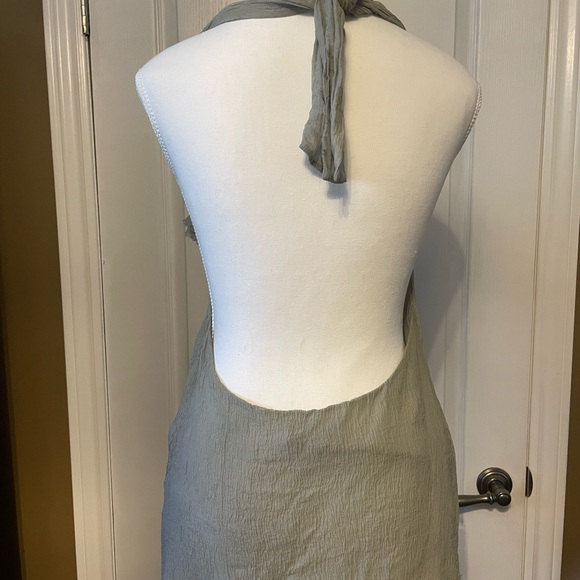 100% Silk Halter Tie Up Low Back Flowers Made in Italy Small Medium Grey Green - Picture 4 of 9